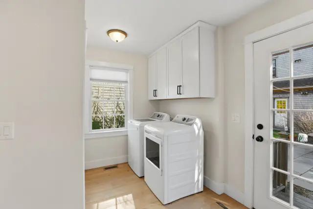 18 Pine Tree Road photo