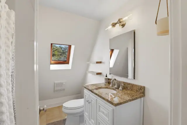 18 Pine Tree Road photo