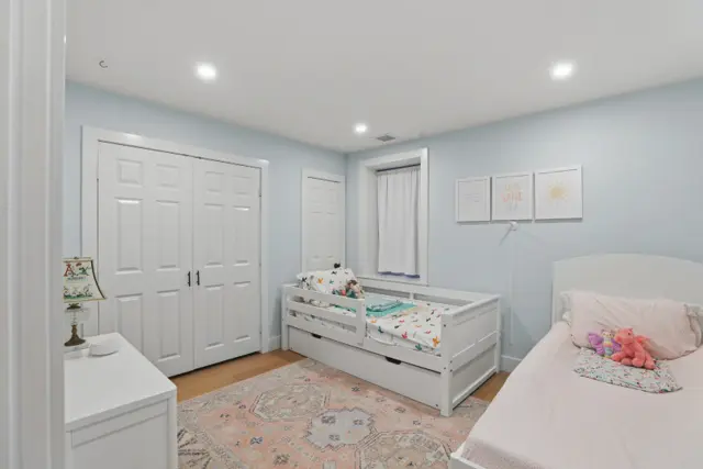 18 Pine Tree Road photo