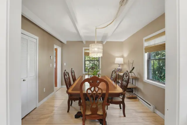 18 Pine Tree Road photo