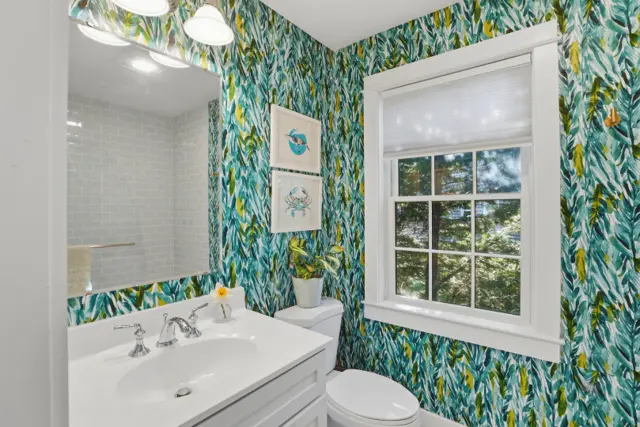 18 Pine Tree Road photo