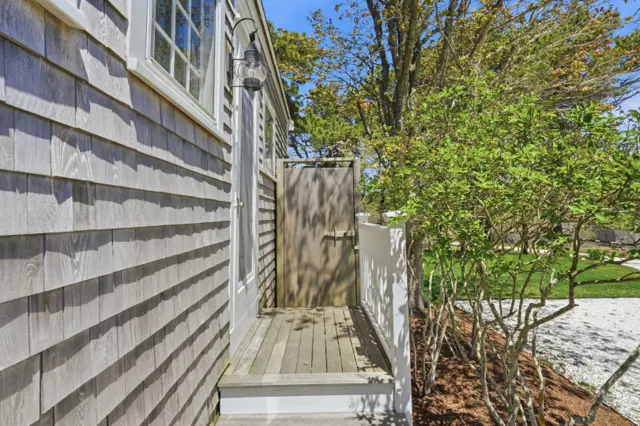 156 Madaket Road photo
