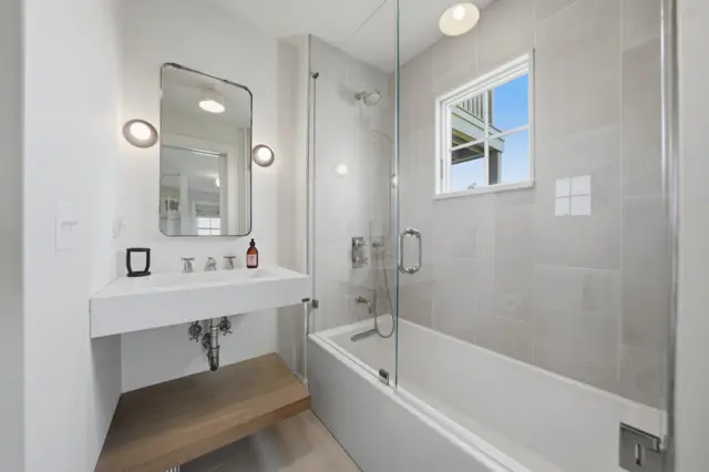 8 Sheep Pond Road photo