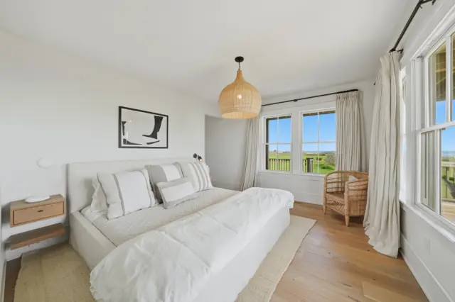 8 Sheep Pond Road photo