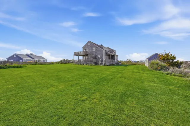 8 Sheep Pond Road photo