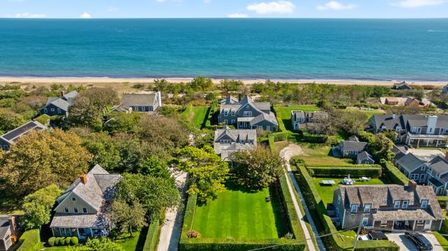 2 Nosegay Lane, Nantucket