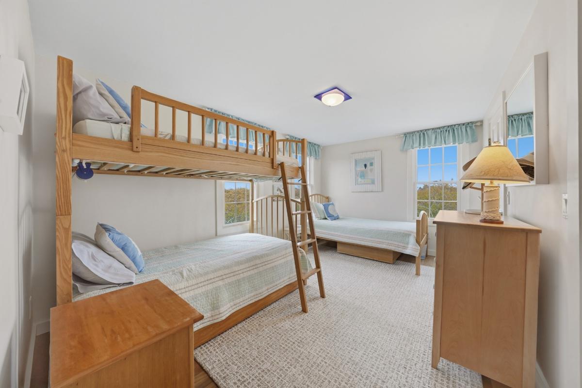 4 Flintlock Road, Nantucket — photo 32