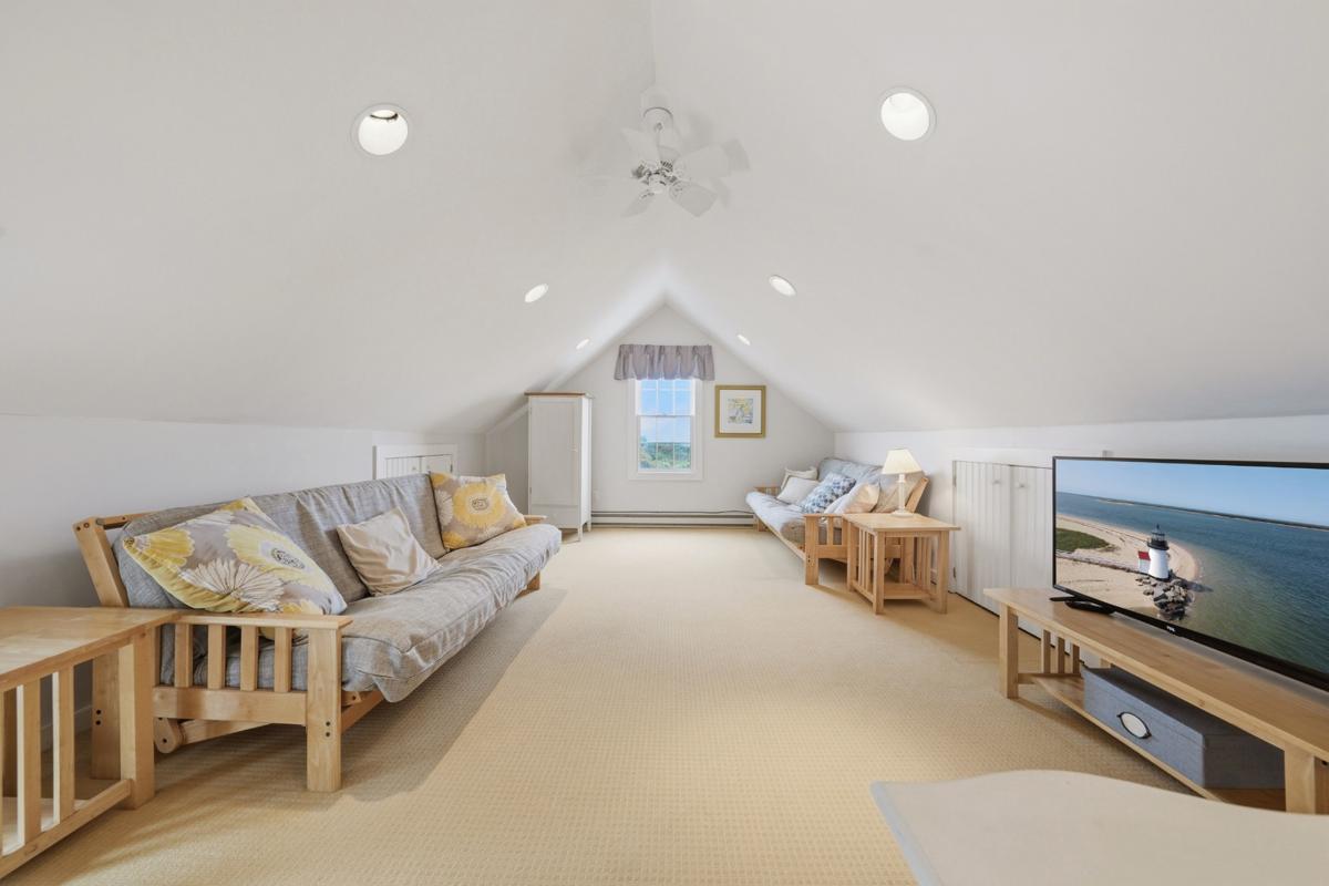 4 Flintlock Road, Nantucket — photo 38