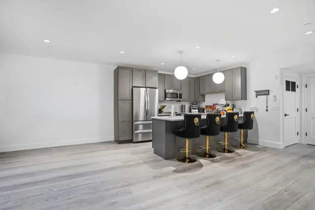 21 Amelia Drive photo