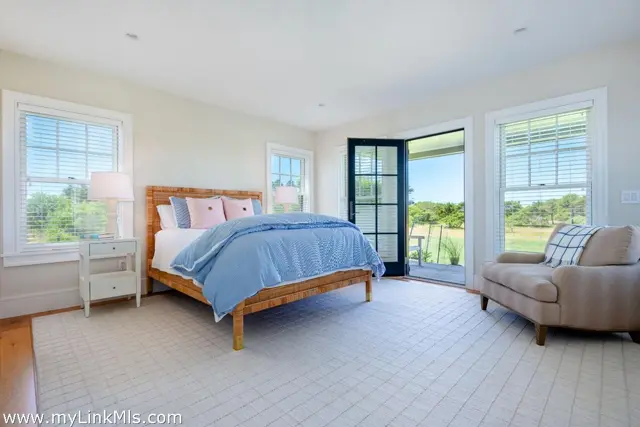 36 Warrens Landing Road photo