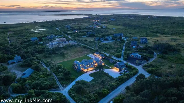 36 Warrens Landing Road photo