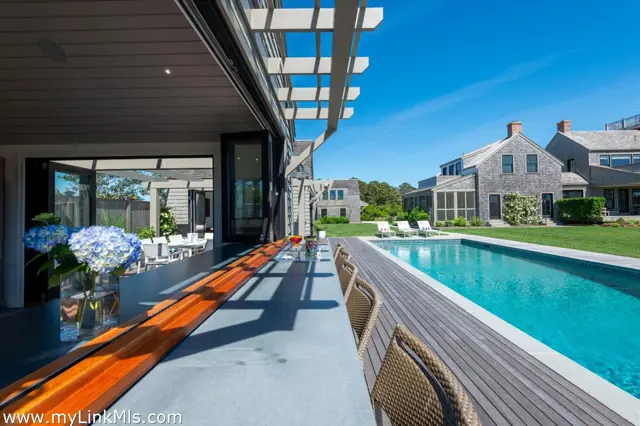36 Warrens Landing Road photo