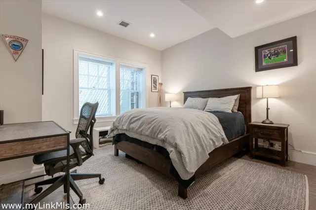 36 Warrens Landing Road photo