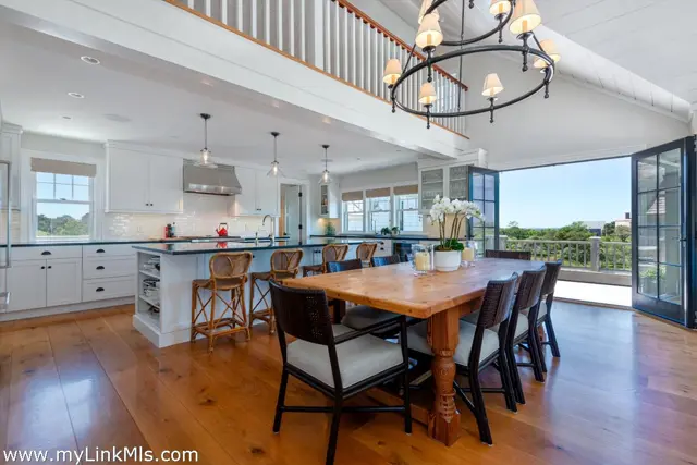 36 Warrens Landing Road photo
