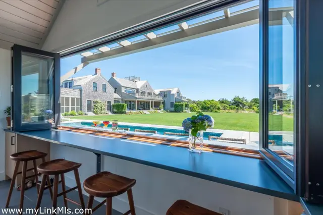 36 Warrens Landing Road photo