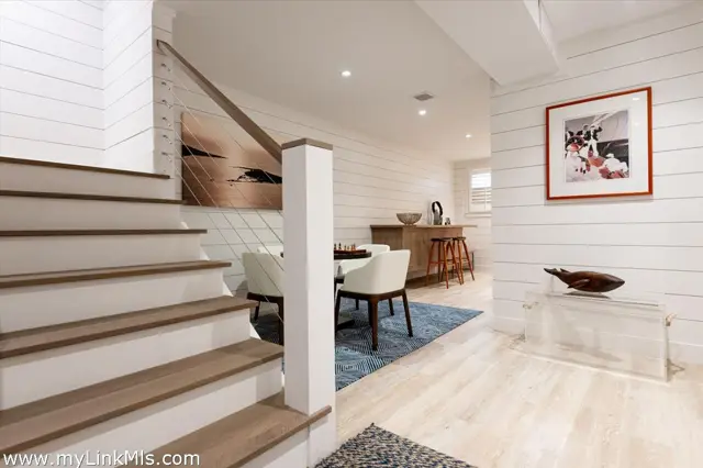 26 Pequot Street photo