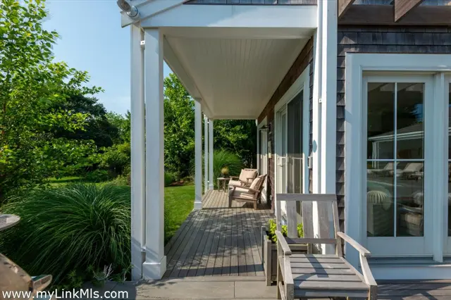 26 Pequot Street photo