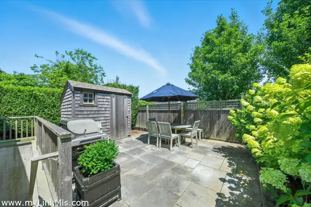 33.5 Vesper Lane photo