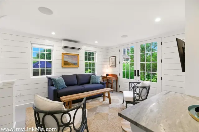33.5 Vesper Lane photo