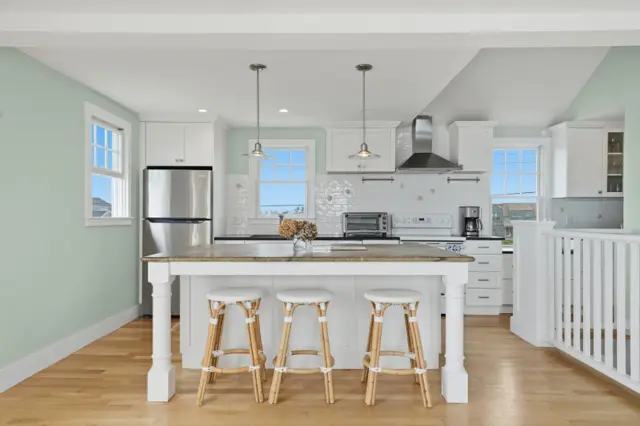 334 Madaket Road photo