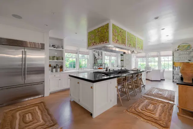 34 Brewster Road photo