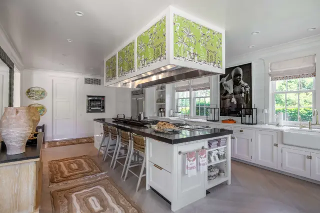 34 Brewster Road photo