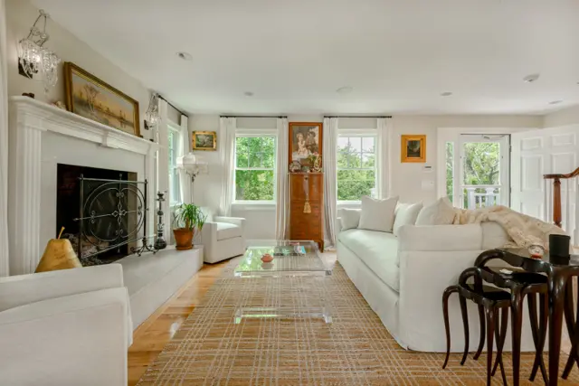 4 Golfview Drive photo