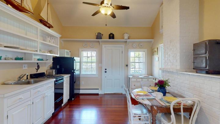 109 Orange Street, Nantucket — photo 40