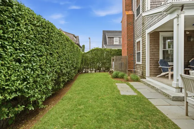 3 Dolphin Court photo