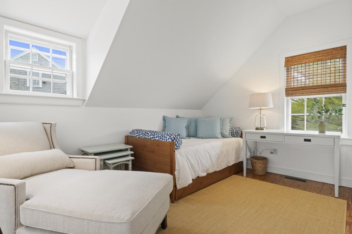 24 Washaman Avenue, Nantucket — photo 18