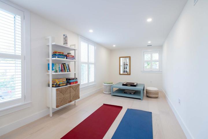 16 Walsh Street, Nantucket — photo 13