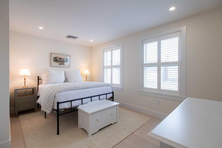 16 Walsh Street, Nantucket — photo 22