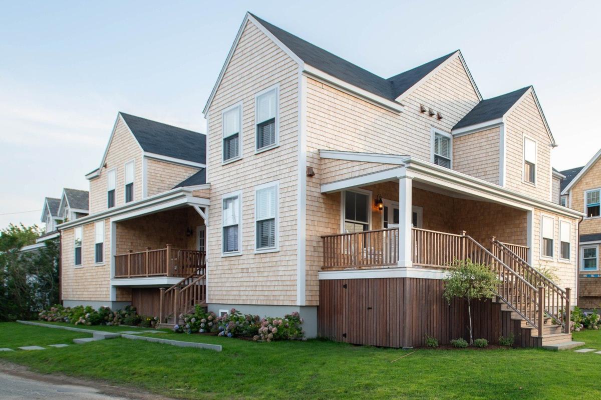 16 Walsh Street, Nantucket — photo 1