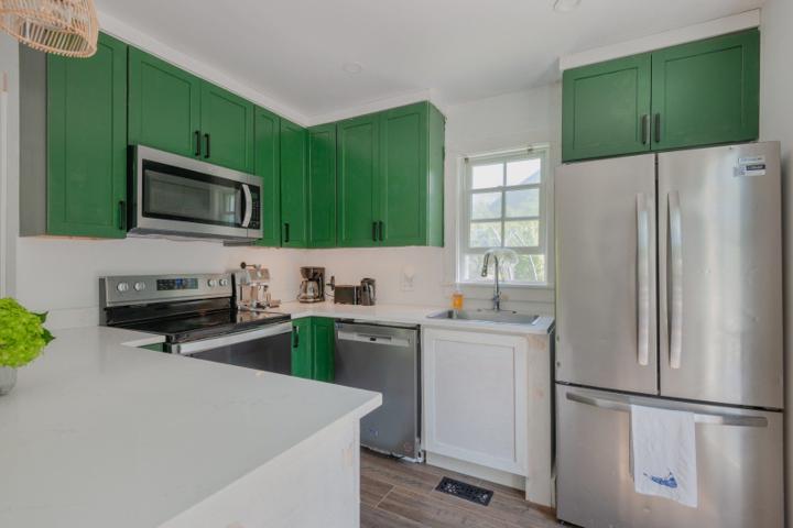 21A Pine Grove #2, Nantucket — photo 6