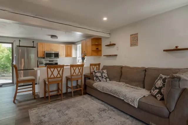 21A Pine Grove #2 photo