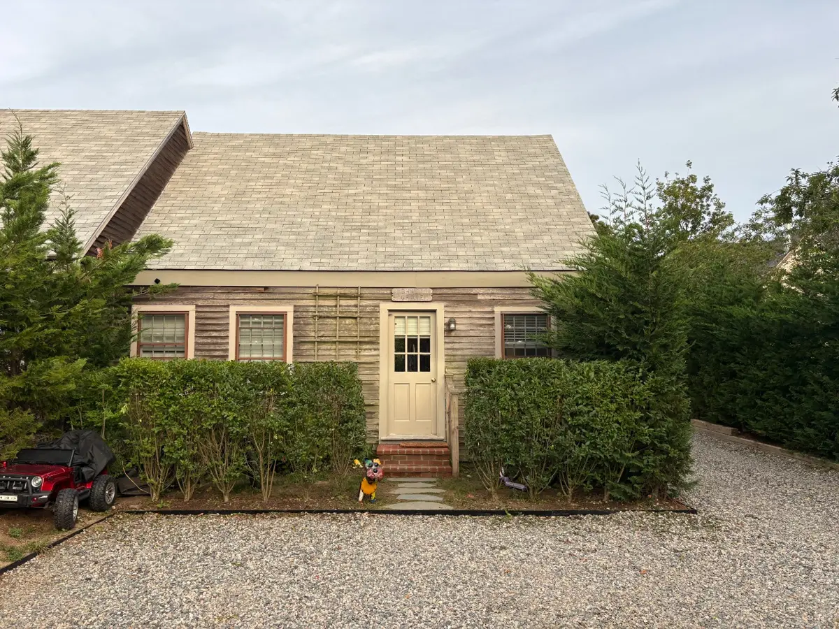 21A Pine Grove #2, Nantucket