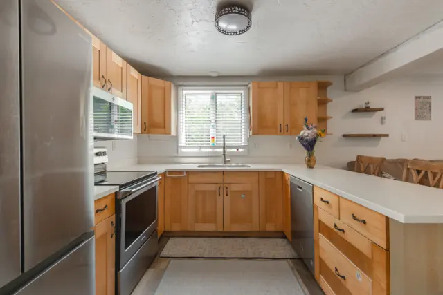 21A Pine Grove #2 photo