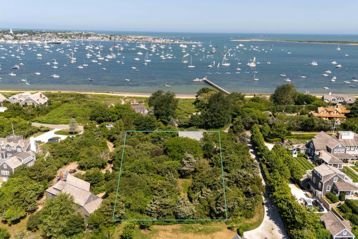 61 Monomoy Road, Nantucket — photo 1