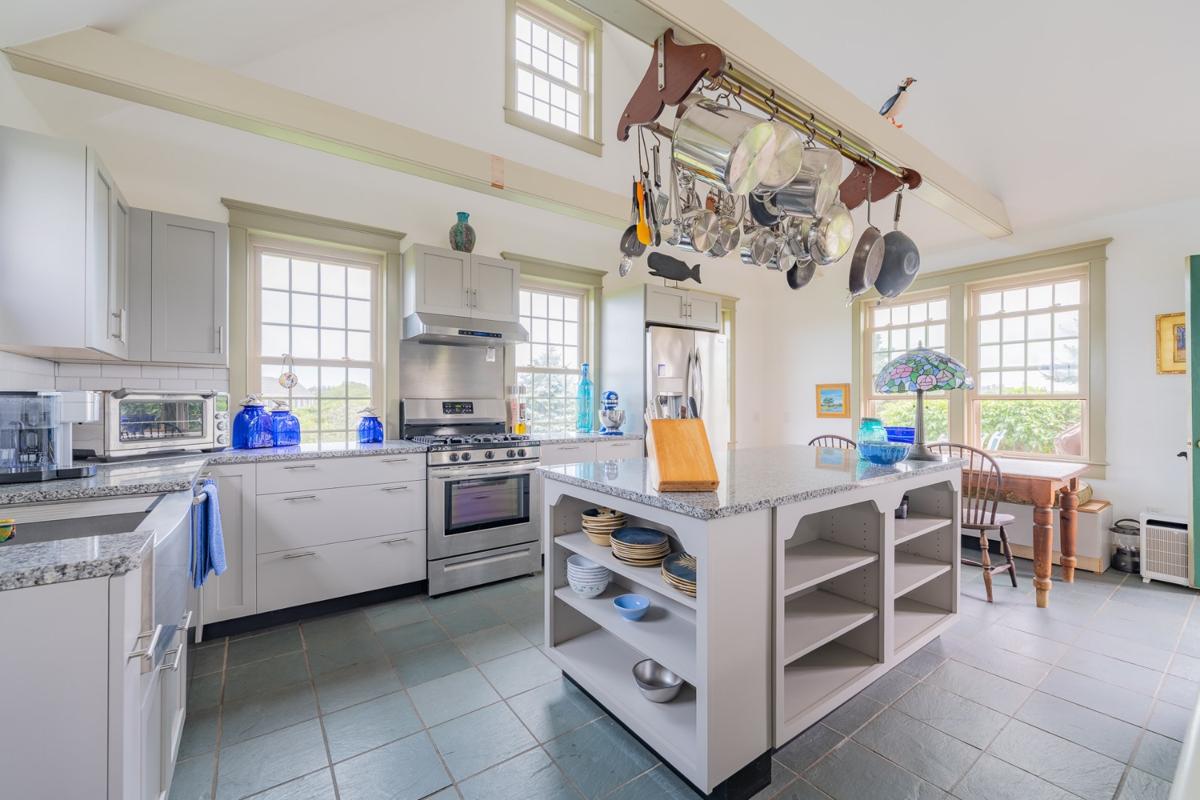 21 Exeter Street, Nantucket — photo 6