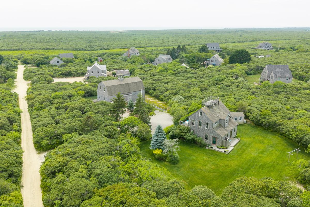 21 Exeter Street, Nantucket — photo 3