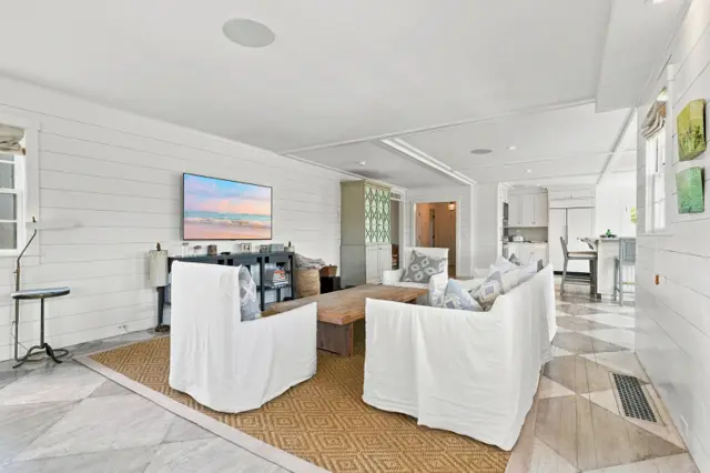 104 Baxter Road photo