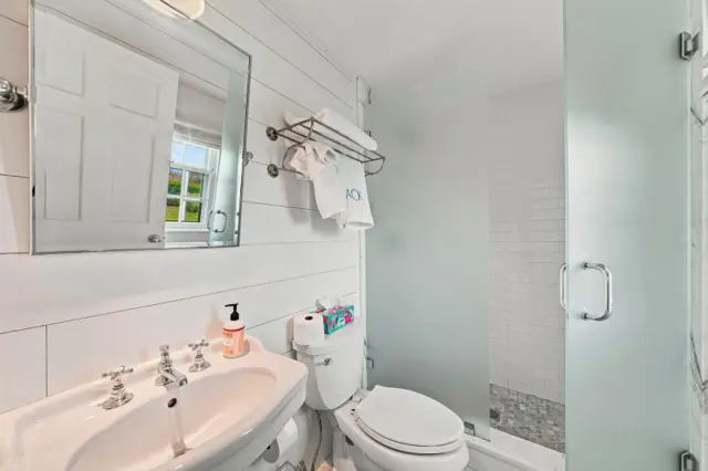 104 Baxter Road photo