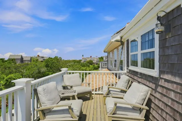 104 Baxter Road photo