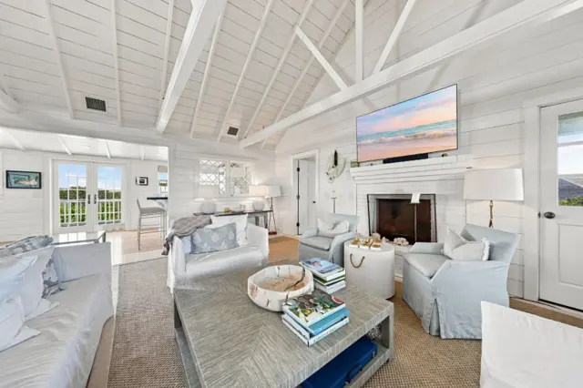 104 Baxter Road photo