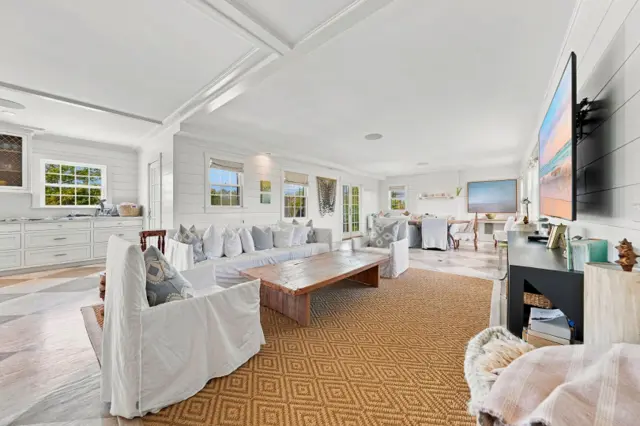 104 Baxter Road photo