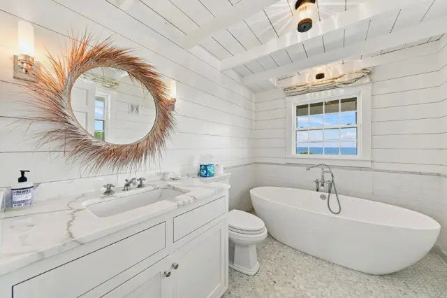 104 Baxter Road photo