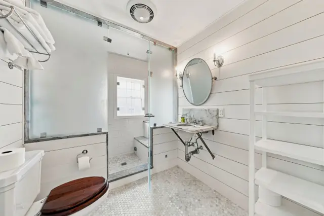 104 Baxter Road photo