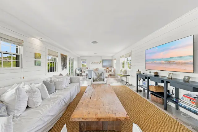 104 Baxter Road photo
