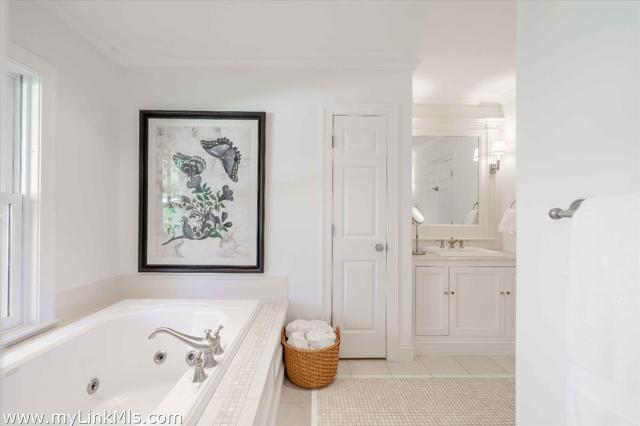 110 Baxter Road photo