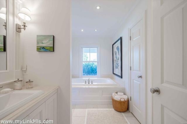 110 Baxter Road photo